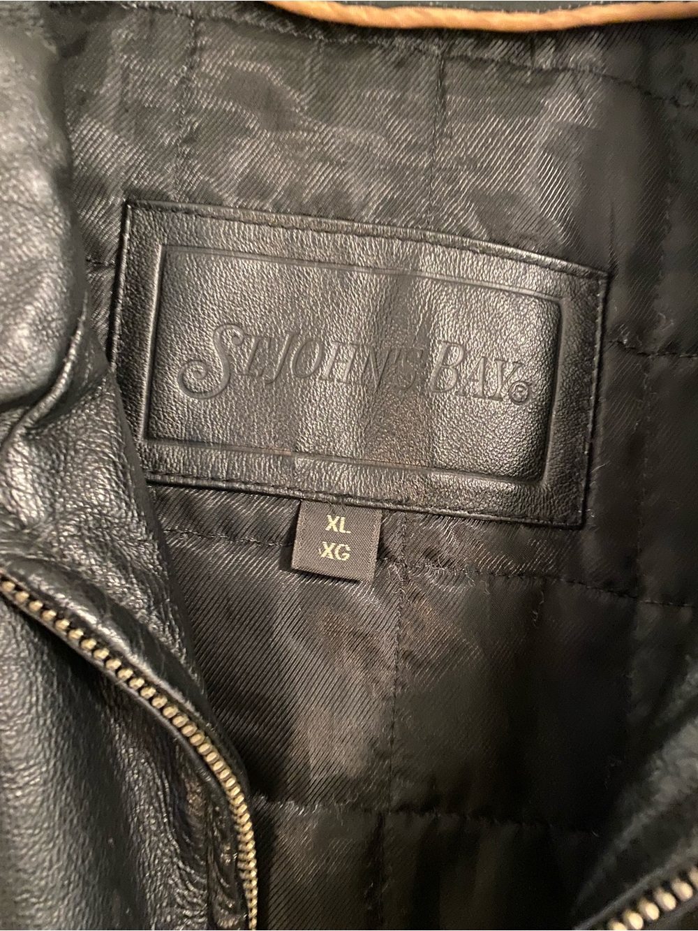 St. John's Bay Mens XL Black 100% Leather Jacket Full Zip Lined Coat Moto Goth - Picture 4 of 12